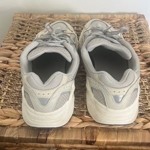 2020 Yeezy Boost 700 V2 'Static'